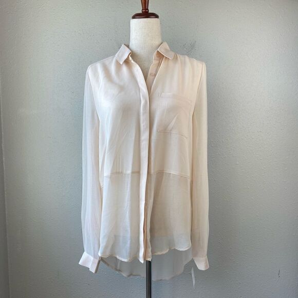 NWT Lush Cream Button Down Blouse Top Size M EUC - Picture 1 of 7